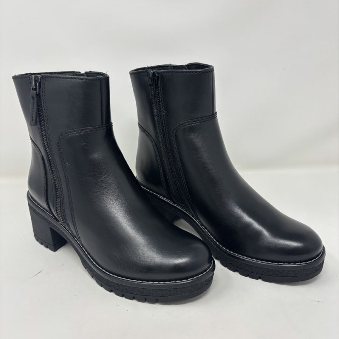 vueva tronchetto in pelle tacco 6